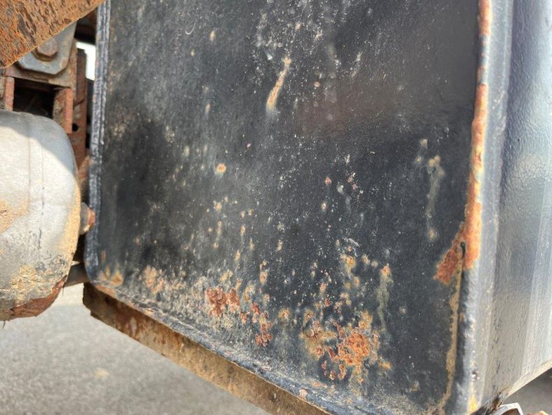 DIESEL TANK 424/427 U1000-1600