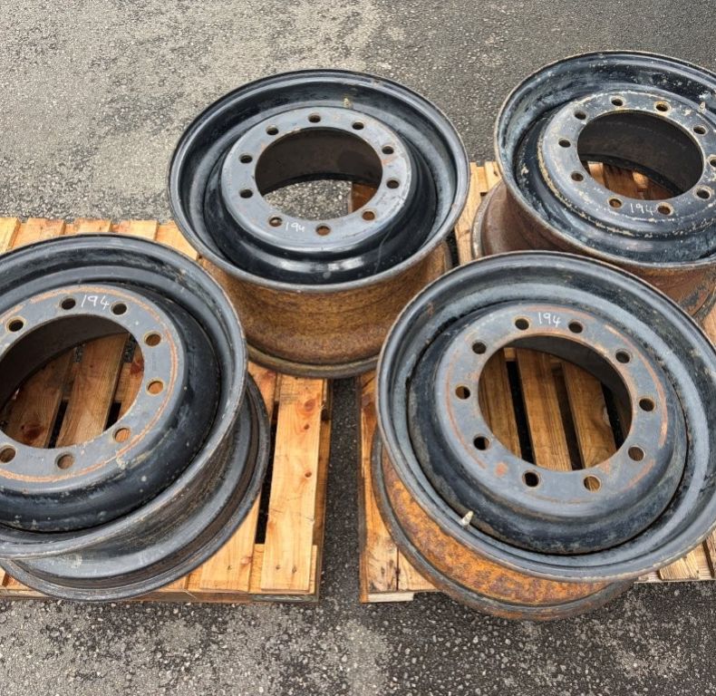13x24" RIMS 10 BOLT X4
