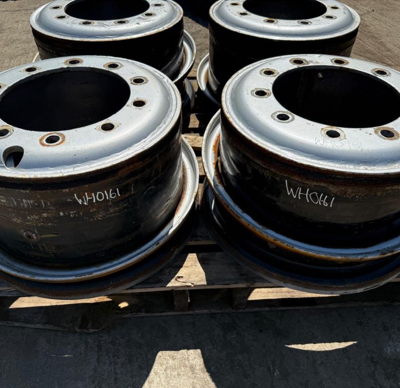 10 BOLT 10X20” SPLIT RIMS SET- 4 405 401 0401