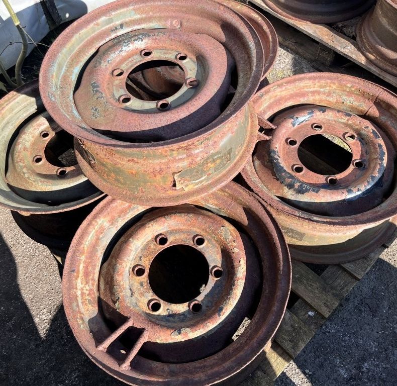 SET 5 U404 RIMS