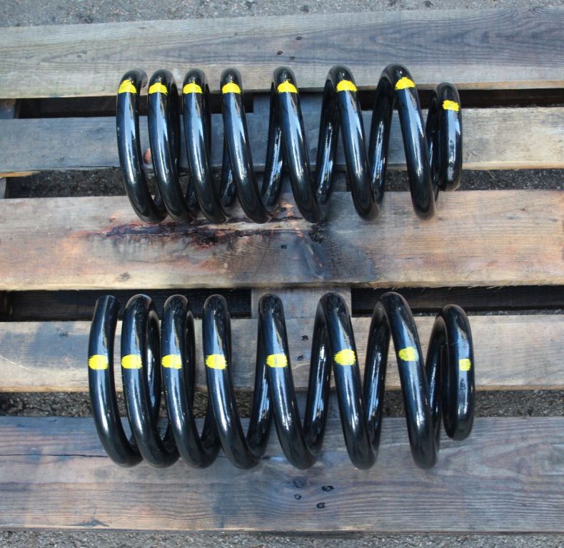 AV REAR HEAVY DUTY SPRINGS 424/427 UNIMOGS