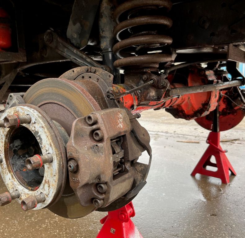 DISC BRAKE FAST AXLES