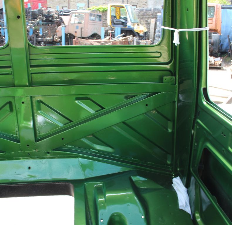 REFURBISHED HIGH TOP CAB