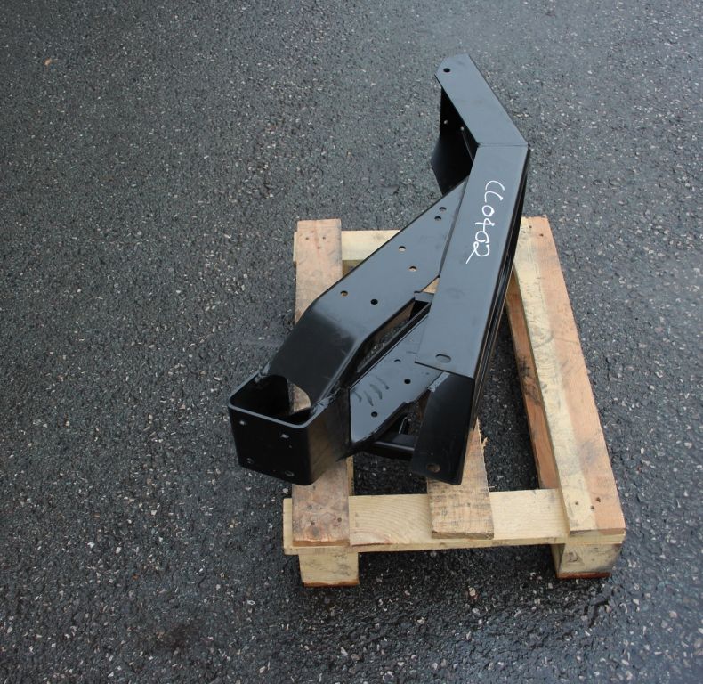 L/H BUMPER CORNER TO SUIT U1300-2450 425/437 MODEL