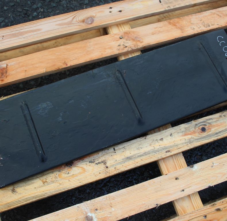 USED O/S U300/400/500 RADIATOR COVER