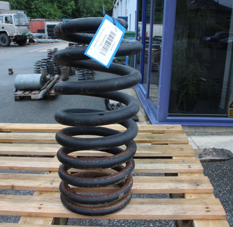 USED U3000/4000 UHN REAR SPRING
