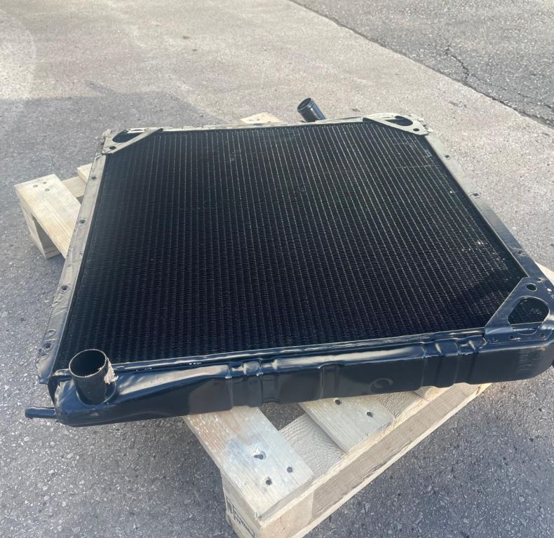 NEW HEAVY DUTY RADIATOR U2100-2450/1600-1650
