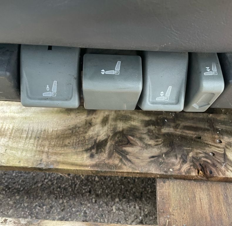 USED ISRI SUSPENSION SBU LH SEAT