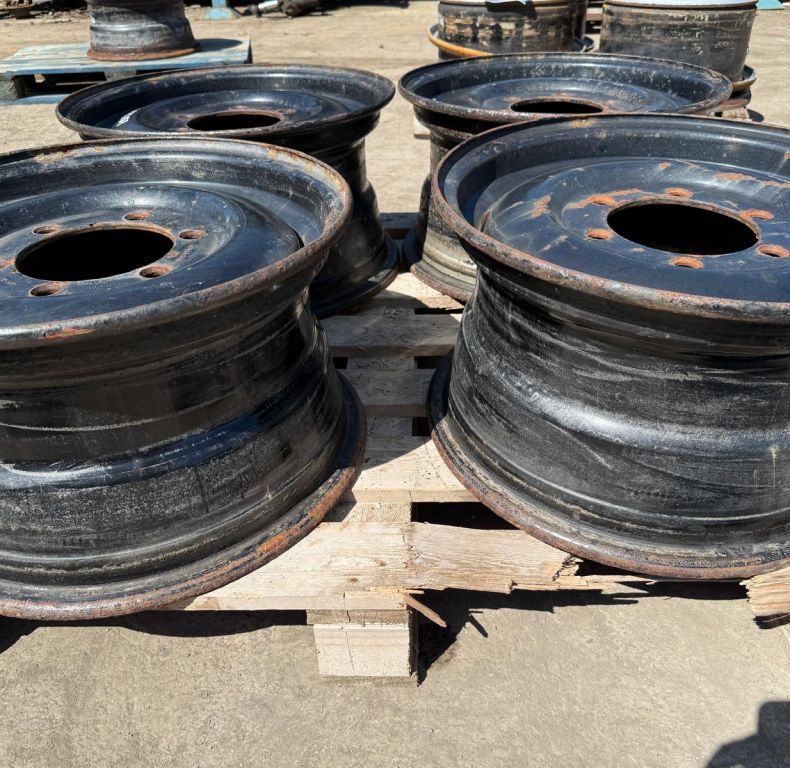 SET 4 USED RIMS 408 401 1101