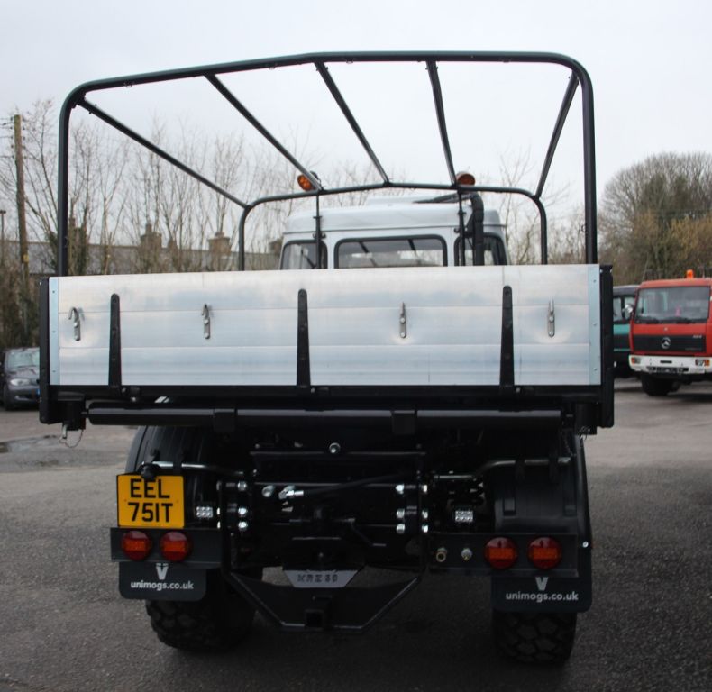 CUSTOM 3 WAY TIPPING REAR BODY