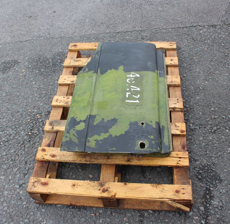 Used cab door for u1100/416