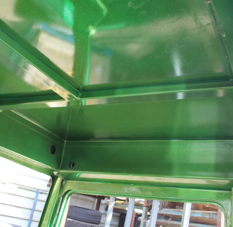 REFURBISHED HIGH TOP CAB