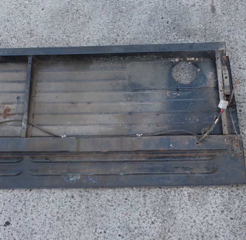USED GRILLE TO SUIT U2100-2450 & U1600-1650 MODELS