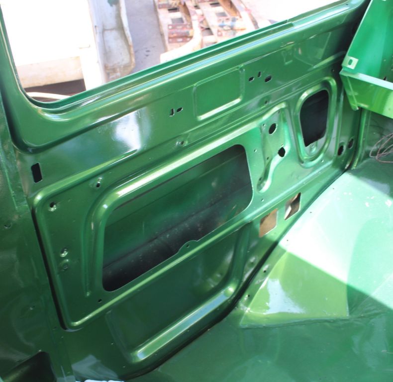 REFURBISHED HIGH TOP CAB