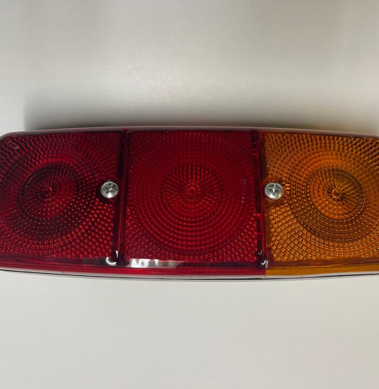 REAR LIGHT UNIT 425/437 NEW OLD STOCK