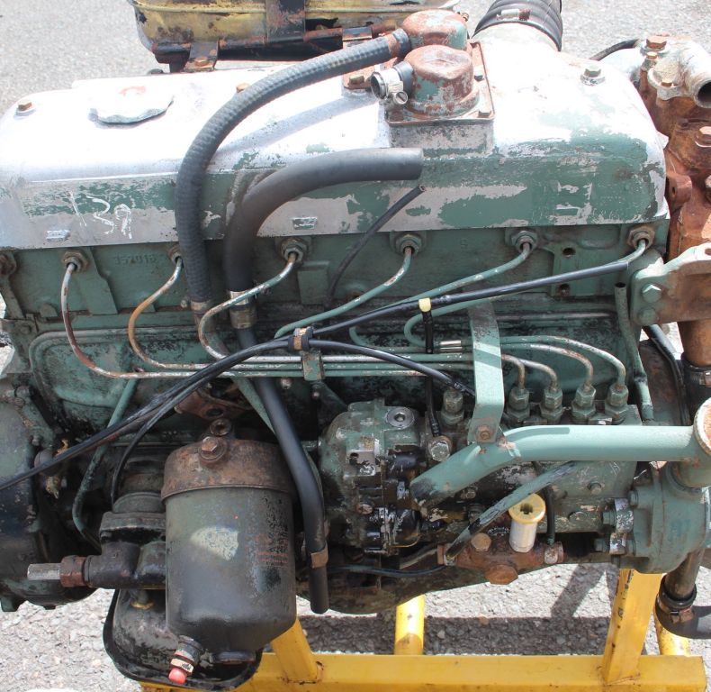 OM352 Mercedes Engine U900 1100 406 416