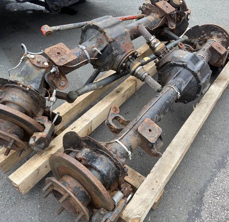 DISC BRAKE AXLES 406/416