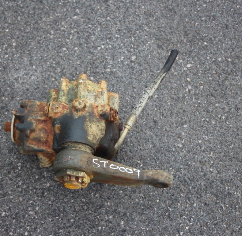 USED EX-MILITARY LS3 STEERING BOX