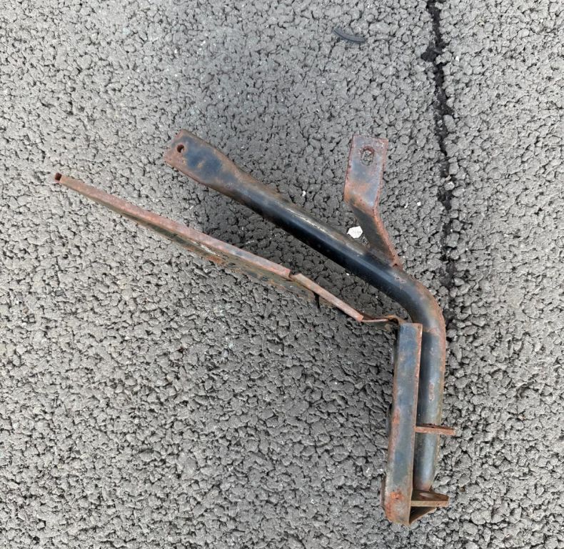 USED O/S TOP STEP U2100-2450