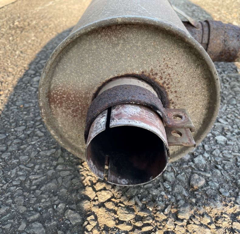 USED EXHAUST SILENCER OM352