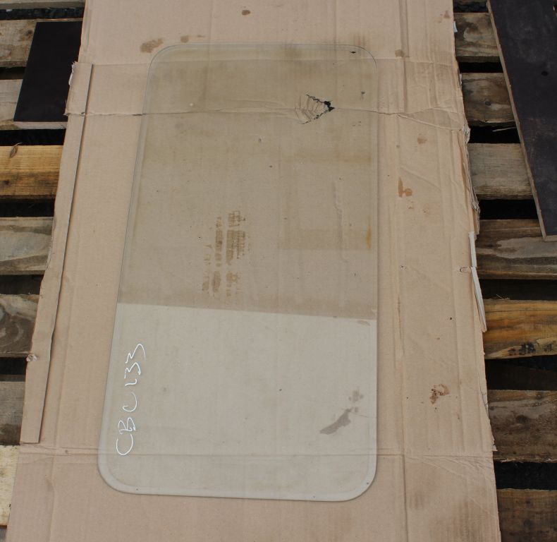 USED CAB REAR WINDOW GLASS