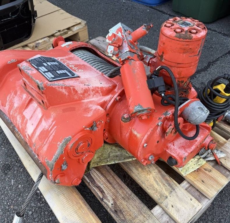 WERNER F64 HYDRAULIC WINCH