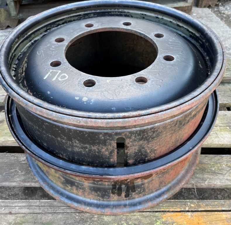 11X20 8 BOLT RIM
 11X20 8 BOLT RIM