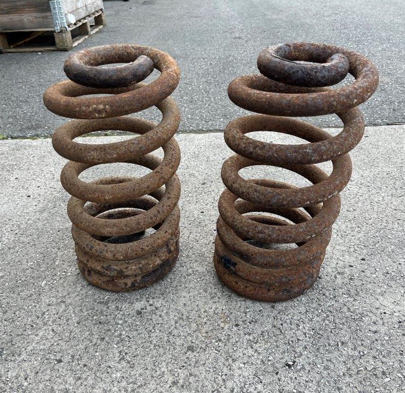 REAR HEAVY DUTY SPRINGS 424-427