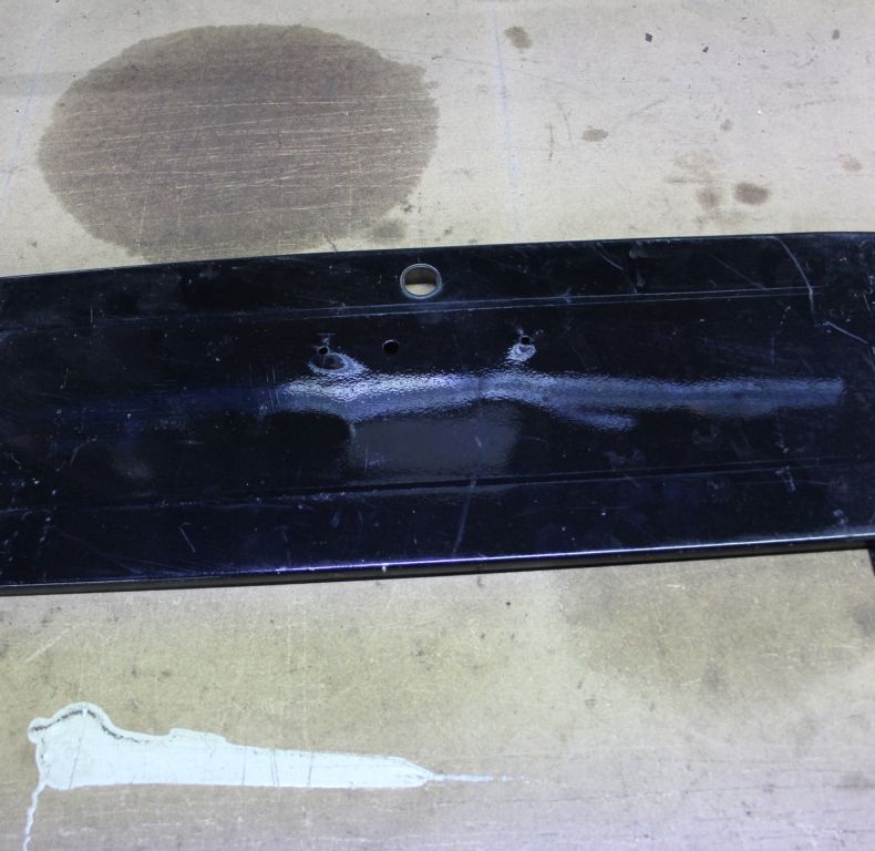 USED SBU GLOVEBOX LID BLACK