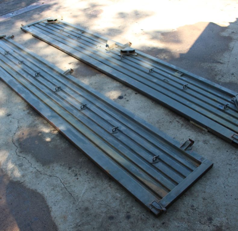 USED DROPSIDES FOR U1300L/U1350 MODELS