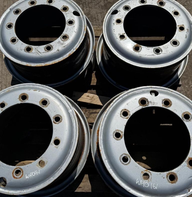 10 BOLT 10X20” SPLIT RIMS SET- 4 405 401 0401