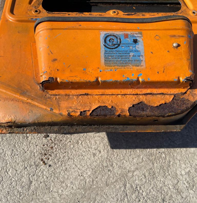 LEFT HAND DOOR SBU U1000-2450