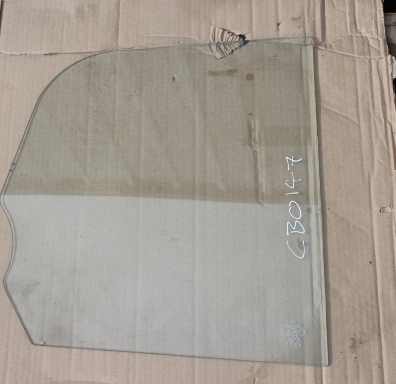 U900/1100 WINDOW GLASS