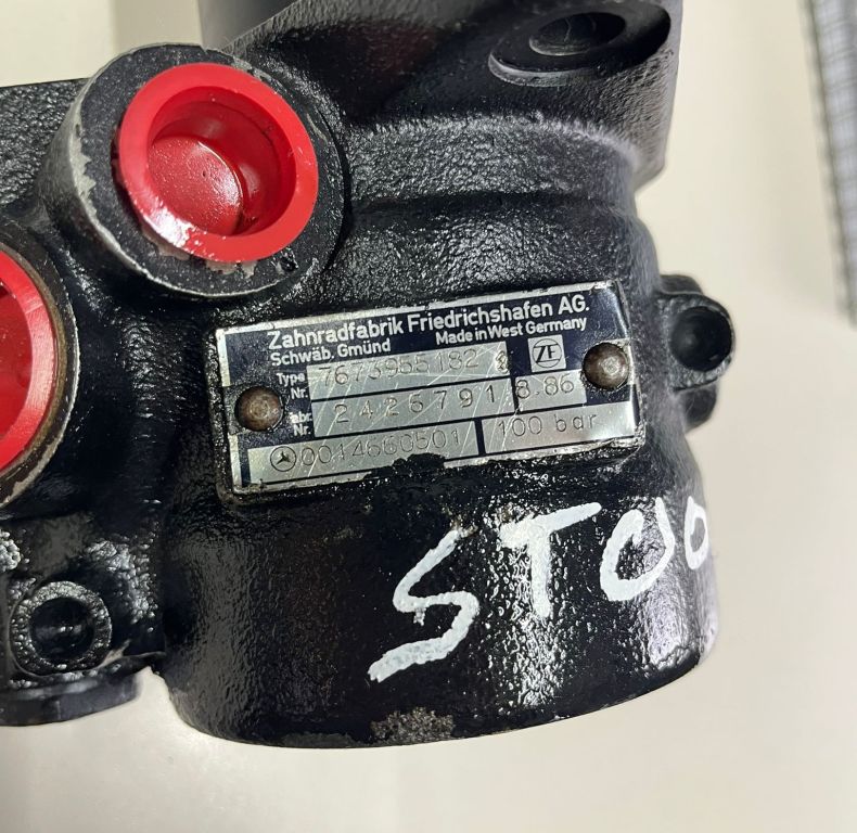 USED POWER STEERING PUMP 100BAR UNIMOG