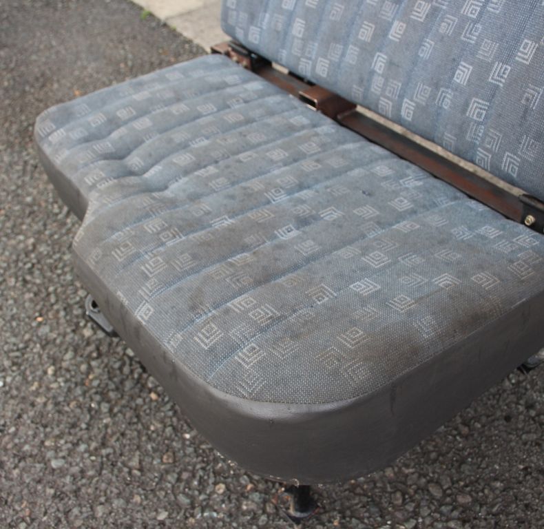 DOUBLE PASSENGER SEAT RHD