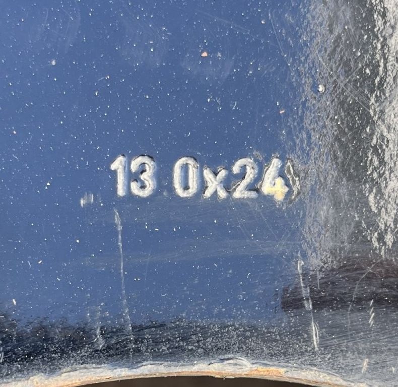 4x 13x24" RIMS