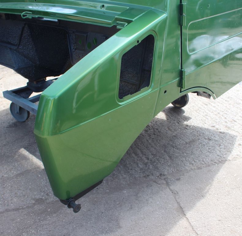 REFURBISHED HIGH TOP CAB