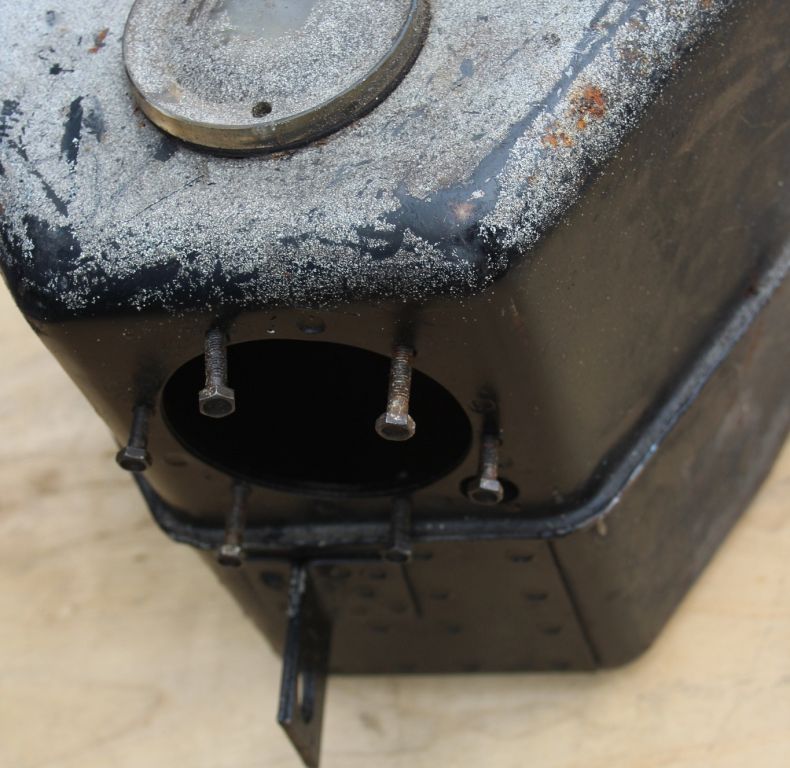 HYDRAULIC TANK 406/416