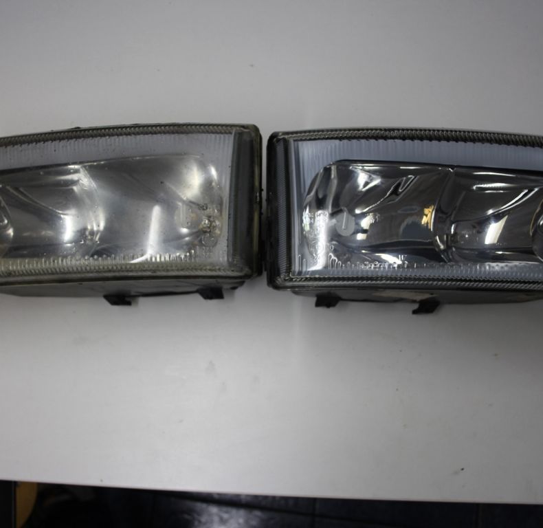 USED UGN HEADLIGHT UNITS