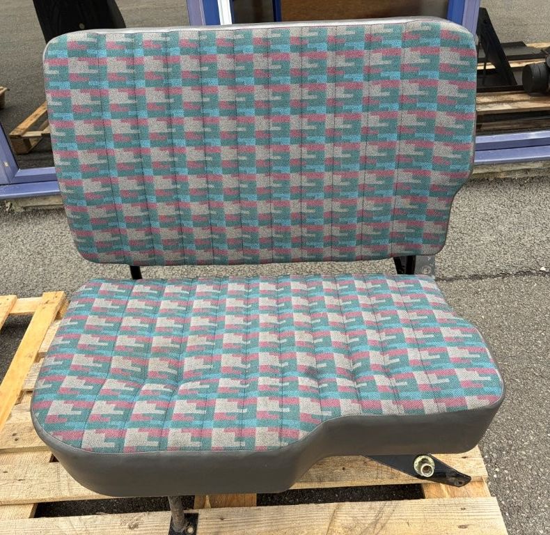 DOUBLE SEAT SBU LEFT HAND DRIVE