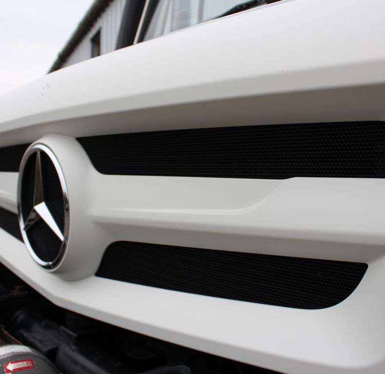 New Mercedes U4023/5023 Front Grille Upgrade