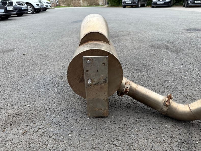 STAINLESS STEEL EXHAUST SYSTEM U1300,U1550 435-437