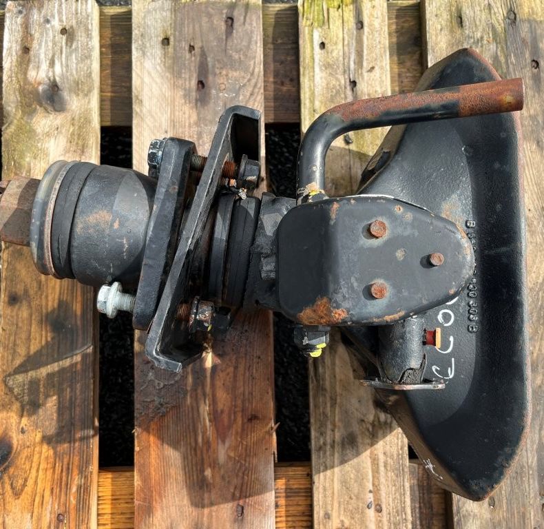 RINGFEDER HITCH 38MM PIN LARGE JAW