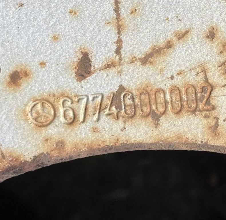 4X 11X20 8 BOLT RIMS