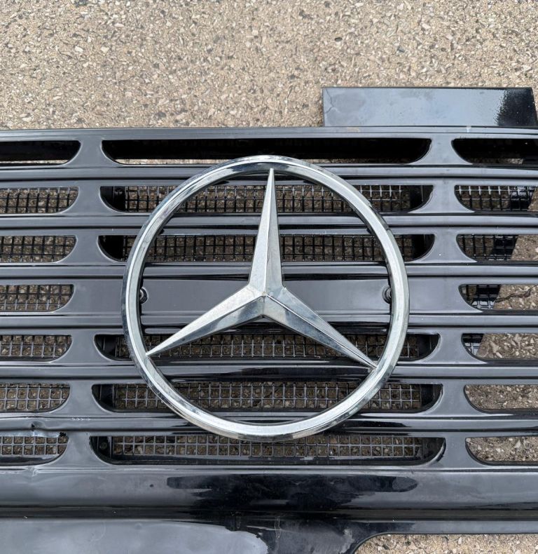 Used grille to suit U1200-U1700 models.