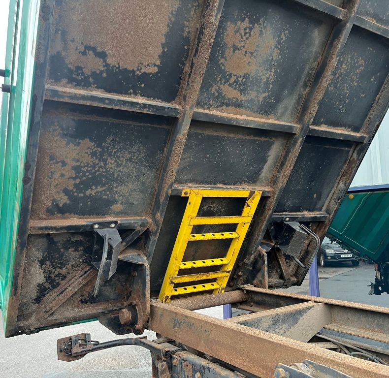 REAR TIP WOODCHIP BODY