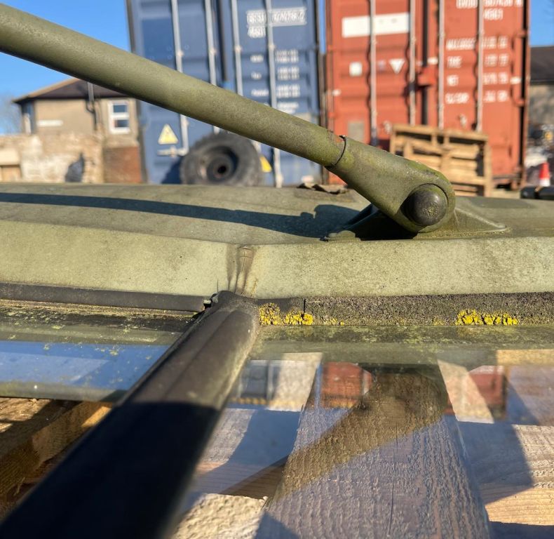 LEFT HAND DOOR SBU U1000-2450