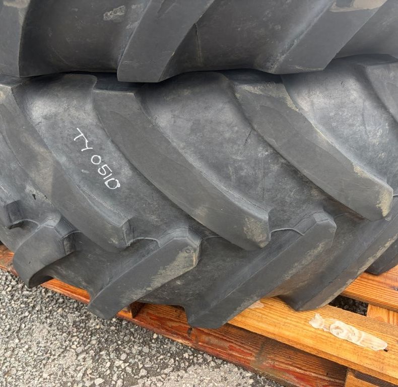 445/70R24 CONTINENTAL X2