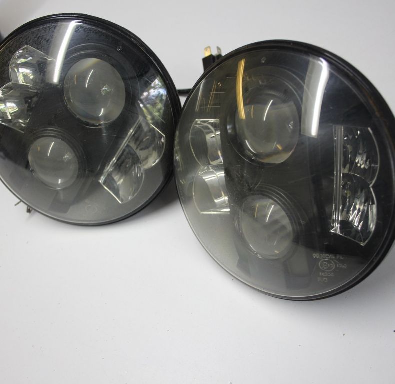 USED 7" LED HEADLIGHTS