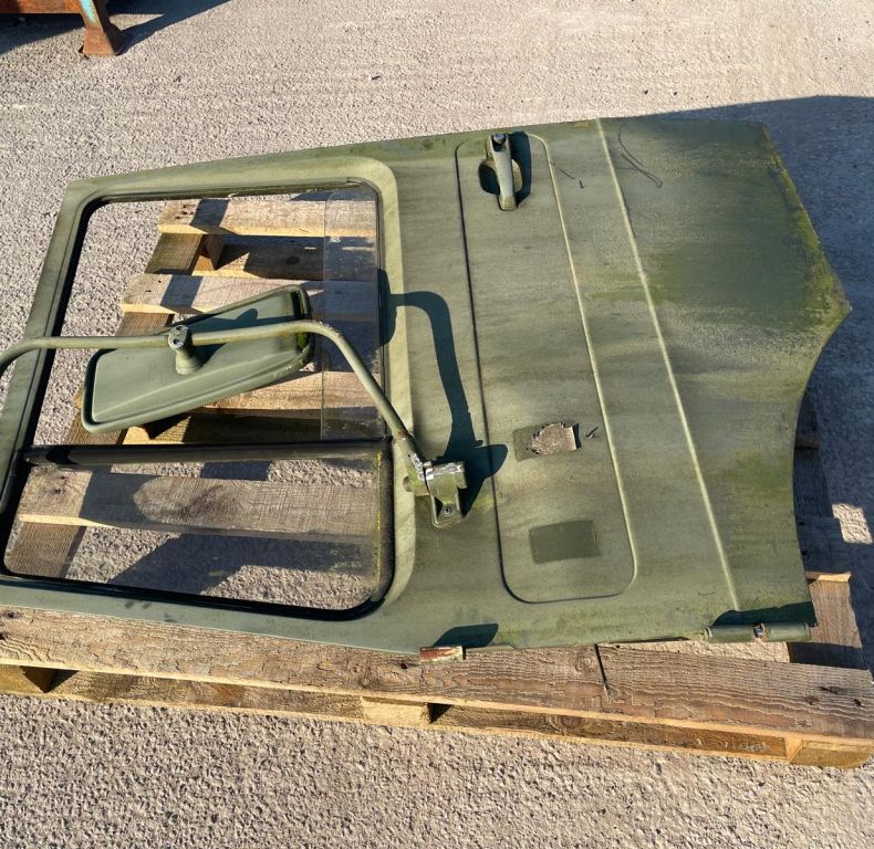 LEFT HAND DOOR SBU U1000-2450